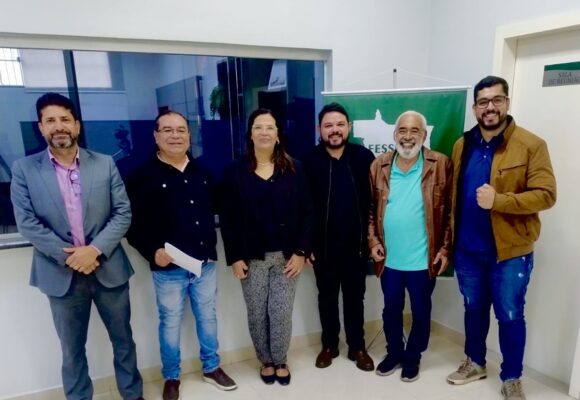 PRESIDENTE DO SSERP PARTICIPA DE REUNIÃO DA FESSP/MT E FESSPMEMT PARA DEBATER PAUTAS DOS SERVIDORES PÚBLICOS MUNICIPAIS
